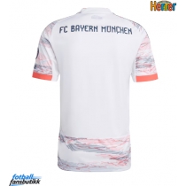 Bayern Munich Bortedrakt 2025-26 Kortermet